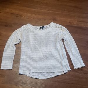 AGB White Lace Longsleeve - Medium